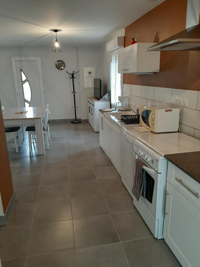 Gîte Les Grands Prés Frontenard Exterior foto